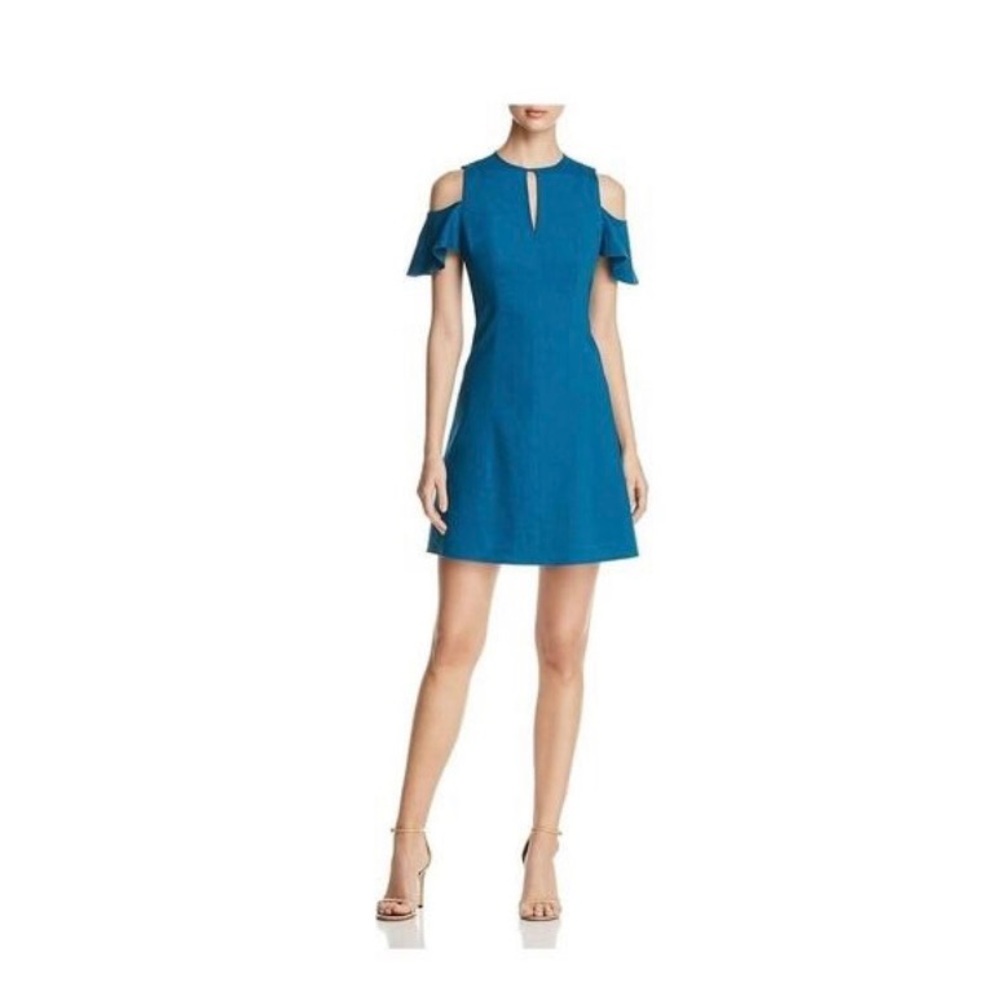 Elie Tahari
Raylan Party Cocktail Dress
Size: US 8 (M) Length: Mid-Length
